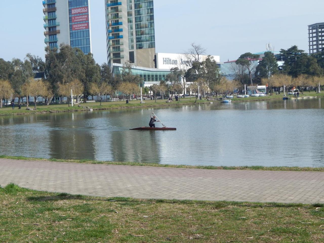 Apartament With Sea View Daire Batum Dış mekan fotoğraf